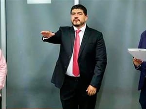 ¡ZENYAZEN YA ES MAESTRO! - *En Política Pública y Gestión Educativa Estratégica