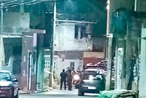 ¡LES BALACEAN LA CASA! - *COLONIA ANTORCHISTA, CÓRDOBA