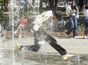 ¡VIENE TERCERA OLA DE CALOR! - AY NANITAS