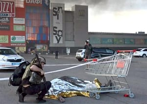 ¡BOMBARDEAN SUPERMERCADO EN UCRANIA!