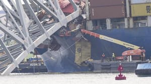 ¡RECONSTRUCCIÓN DE PUENTE DERRUMBADO EN BALTIMORE TOMARÁ MÁS DE CUATRO AÑOS!