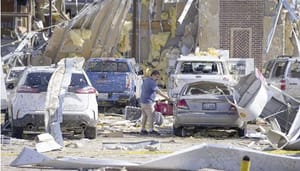 ¡SUBE A 21 NÚMERO DE MUERTES POR LAS TORMENTAS EN LOS EU!