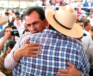 ¡YA NO AGUANTAN! - *Les llueven quejas, desde el crimen organizado, abigeato, sequía y mal gobierno