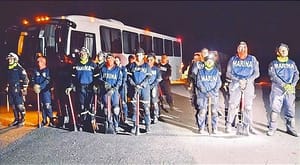 ¡MARINOS DE SEMAR APAGAN INCENDIO EN ALVARADO!