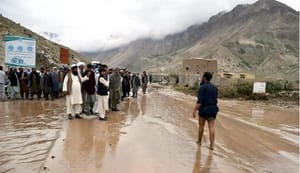 ¡TRESCIENTOS MUERTOS EN AFGANISTÁN!