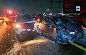 ¡CARAMBOLAZO EN LA VERACRUZ-CARDEL! - *SUSTO Y MAYUGONES
