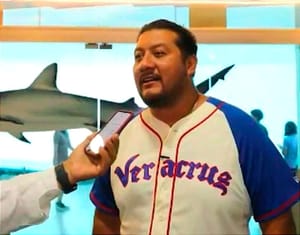 ¡QUIEREN A LORET DE MOLA EN EL AQUARIUM!