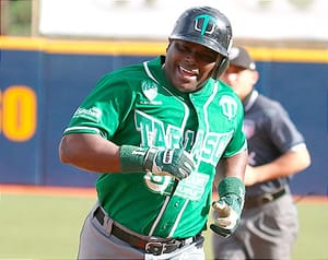 ¡LLEGA MUSTELIER! - *LES VA A ENSEÑAR A BATEAR EN EL ÁGUILA!