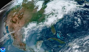 ¡SOFOCANTE PARA CERRAR MAYO! - *DÉBIL LÍNEA FRONTAL SE ACERCA  AL GOLFO DE MÉXICO