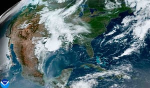 ¡PASÓ MAYO, RÁPIDITO Y SIN AFLOJAR EL BOCHORNO! - * DISTURBIO EN EL PACÍFICO