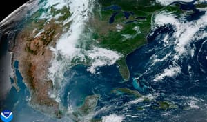 ¡ONDA DEL ESTE EN EL CARIBE! - *NO AFLOJA EL BOCHORNO Y LA BRUMA