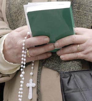 ¡ORDENAN A ESCUELAS PÚBLICAS DE OKLAHOMA QUE ENSEÑEN LA BIBLIA!