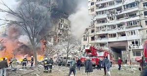 ¡BOMBARDEO RUSO A EDIFICIO RESIDENCIAL DE UCRANIA!