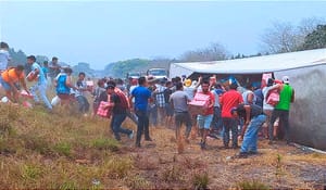 ¡“PISÁNDOLE LOS TALONES”! - VOLCADURA Y SAQUEO