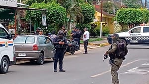 ¡LE PIDIERON QUE SALIERA, AL SALIR LE DISPARARON! - MATONES EJECUTAN A PINTOR DE BROCHA GORDA!