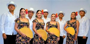 BAILAN Y CANTAN EN LOS 100 AÑOS DE CARNAVAL! - UNIVERSIDAD VERACRUZANA