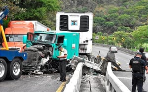 ¡CHOQUE DE MONSTRUOS! - Ciudad Mendoza-Orizaba