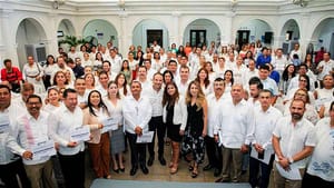 ¡UNÁNUE RECONOCE A 135 ABOGADOS POR LA DEFENSA DE LA JUSTICIA!