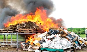 ¡INCINERAN UNA TONELADA DE DROGAS EN LA BASE AERONAVAL!