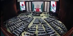 ¡LA REDUCCIÓN DE LA JORNADA LABORAL A 40 HORAS PODRÍA APROBARSE ESTE AÑO, DICE MONREAL!