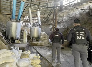 ¡ENCUENTRAN LABORATORIO DE CASI TRES MIL MDP!