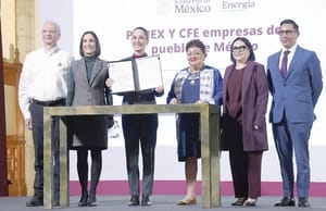 ¡SHEINBAUM FIRMA LEYES SECUNDARIAS PARA HACER DE PEMEX Y CFE EMPRESAS PÚBLICAS DEL ESTADO!