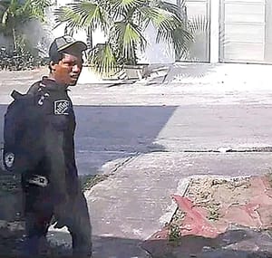 ¡ALERTAN POR MERODEADOR QUE ESPÍA POR LAS VENTANAS!