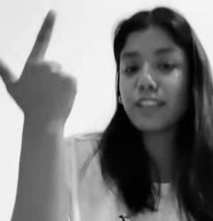 ¡ACOSAN A EGRESADA DE DERECHO DE SEA DE LA UV!