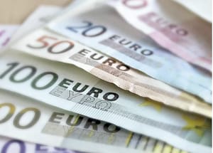 ¡ARANCELES DE TRUMP PROVOCAN CAÍDA DE CRIPTOMONEDAS; BITCOIN CAE POR DEBAJO DE 100 MIL DÓLARES!