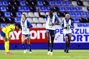 ¡PACHUCA FEMENIL TOMA EL LIDERATO TRAS VENCER AL AMÉRICA, 2-1!
