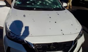 ¡EMBOSCAN A COMANDANTE DE FGE-SINALOA!