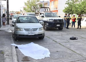 ¡FEMINICIDIO EN EL PUERTO! - VICTOR MATO A CUCHILLADAS A SU EX PAREJA CUANDO SALIA DE SU CASA