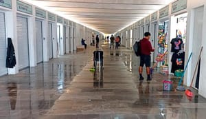 ¡LES LLUEVE POR DENTRO A ARTESANÍAS!