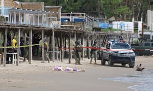 ¡TURISTA MURIÓ AHOGADO EN PLAYA DE TUXPAN!
