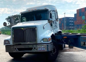 ¡CHUZA DE TRÁILEROS EN EL KILÓMETRO 13.5!