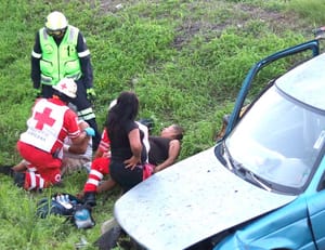 ¡VUELCAN EN LA AUTOPISTA Y YA NO LLEGARON AL BAILE DE JUNIORS KLAN!
