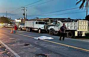 ¡A PLOMAZOS MATAN A COMERCIANTE! - PÁNICO ENTRE VENDEDORES EN TECOLUTLA