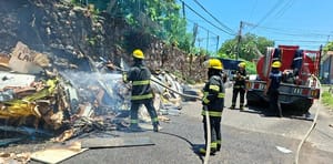 ¡QUEMAN CONSULTORIO DE HUESERO!