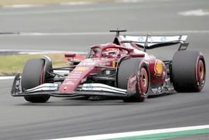 ¡LE GANÓ LA FRUSTRACIÓN A LECLERC EN GRAN BRETAÑA!