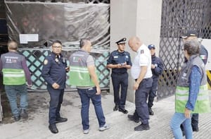 ¡SE DESPLOMA UN ELEVADOR EN EDIFICIO DEL TRIBUNAL FEDERAL DE CONCILIACIÓN Y ARBITRAJE!