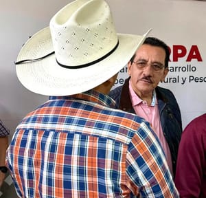 ¡TRUENA EL EX SUBSECRETARIO!