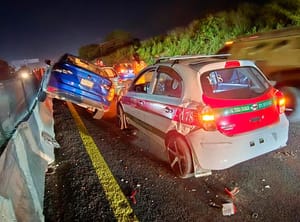 ¡CARAMBOLAZO EN LA AUTOPISTA!