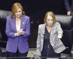 ¡ASUME LAURA ITZEL CASTILLO COMO NUEVA PRESIDENTA DEL SENADO!