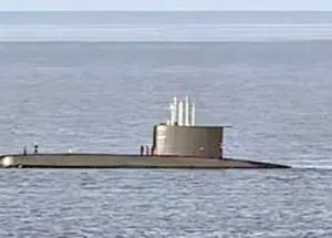 ¡MARINA ALERTA SOBRE SUBMARINO CHILENO FONDEADO EN PUERTO VALLARTA!