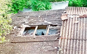 ¡CUATRO HERIDOS POR ARTEFACTO EXPLOSIVO LANZADO DESDE DRON! - ESTALLO SOBRE EL TECHO DE UNA VIVIENDA EN PAPANTLA