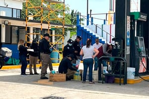 ¡FGR INSPECCIONA GASOLINERA EN COATZACOALCOS!