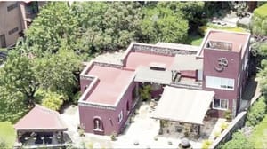 ¡PROTESTAN EN LA CASA DE FERNÁNDEZ NOROÑA EN TEPOZTLÁN; ÉL AFIRMA QUE TIENE ESCRITURAS!