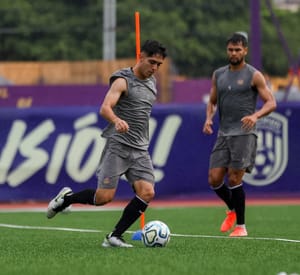 ¡RACING PREPARA SU VISITA A NEZA!