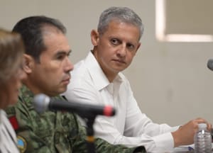 ¡PISTOLERO MOTORIZADO ROBÓ 97 MIL A UNA CUENTAHABIENTE!