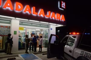 ¡ASALTAN OTRA FARMACIA GUADALAJARA!